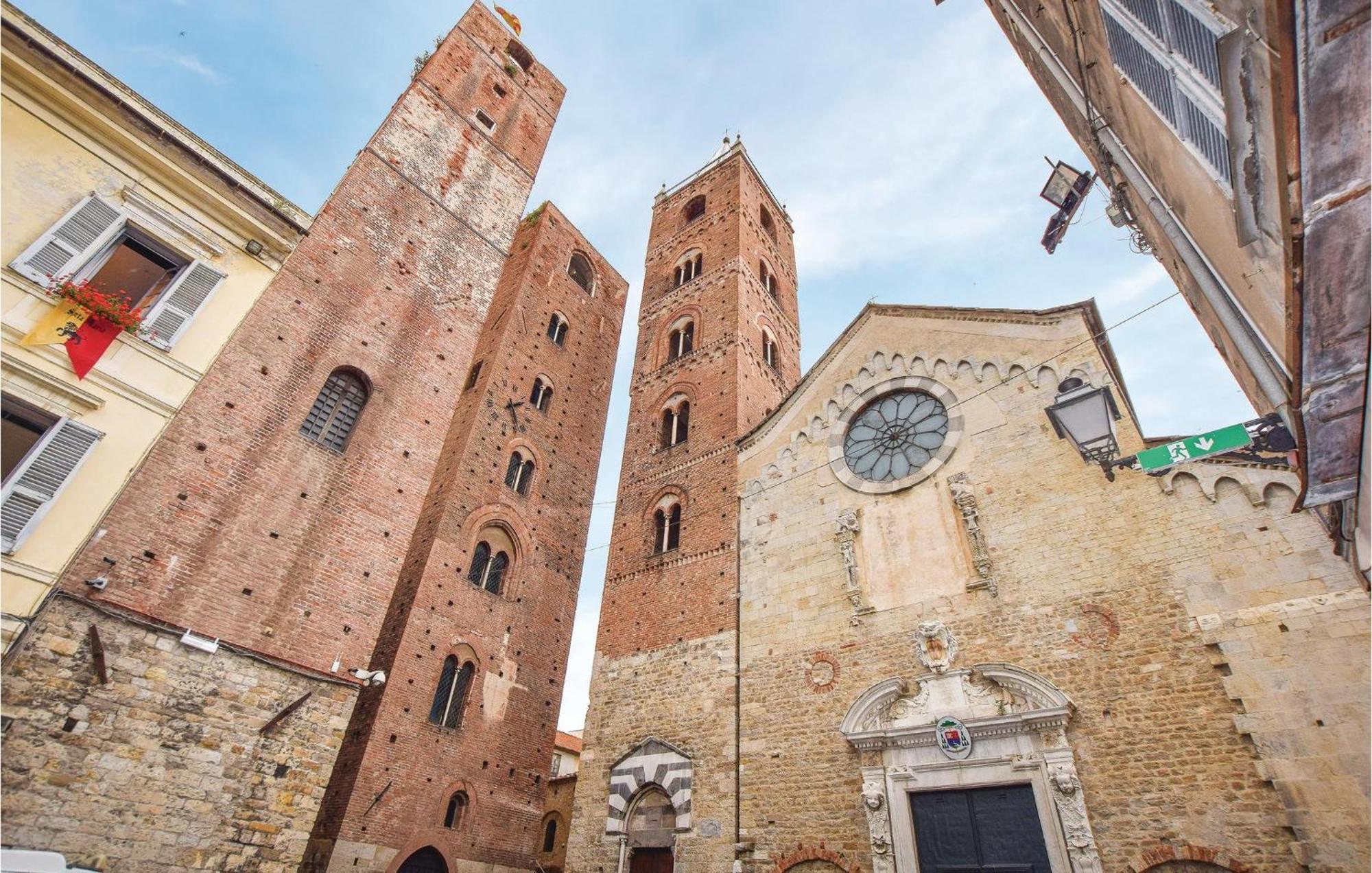 Amazing Apartment In Albenga With Wifi Εξωτερικό φωτογραφία